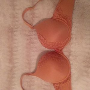 Victoria Secret push up bra size 38C